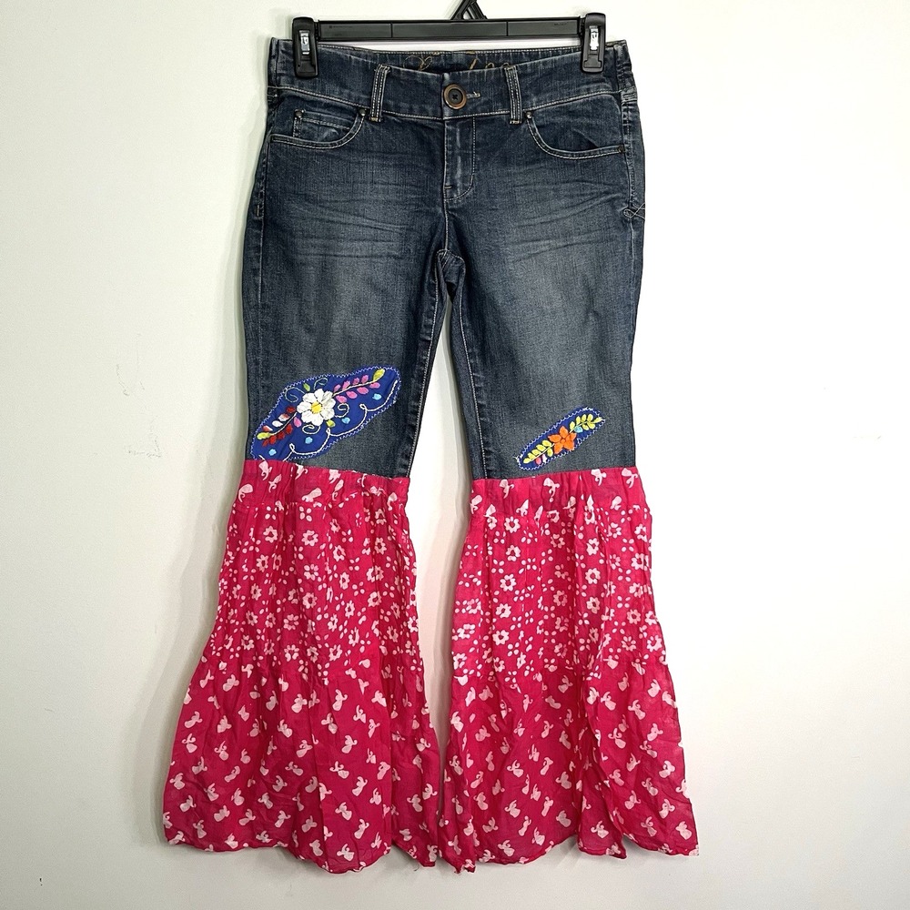 Level 99 Jeans Women's 28 Pink Patchwork Flare Hippie BOHO Flower Power Vibe